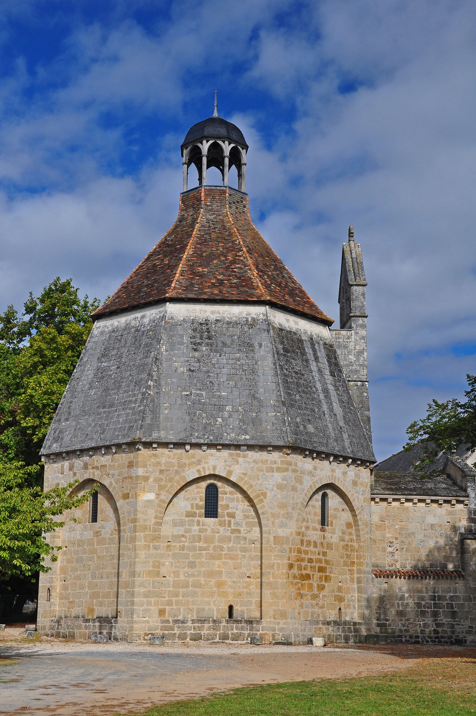 Octogone_-_Montmorillon-Club_photo_de_Saulge-8992